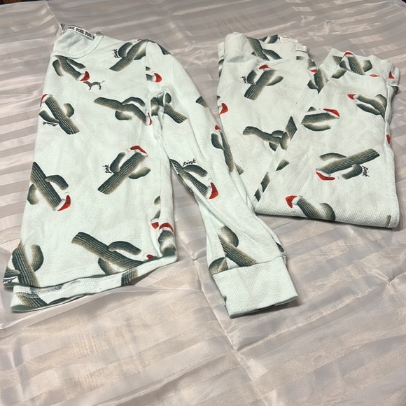 PINK/Victoria Secret pajama set - Picture 2 of 9